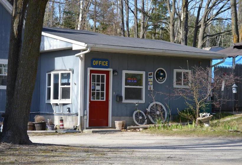 Baileys Sunset Motel