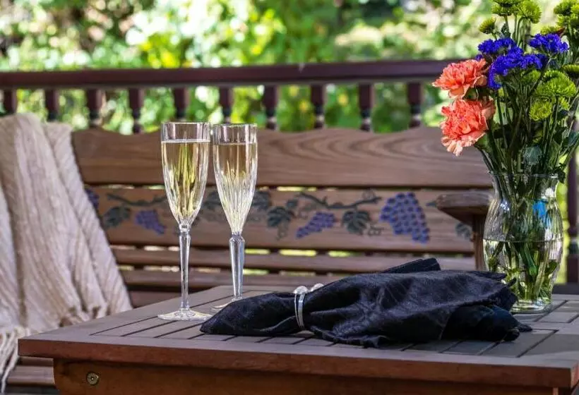 Hotelli Angel At Rose Hall