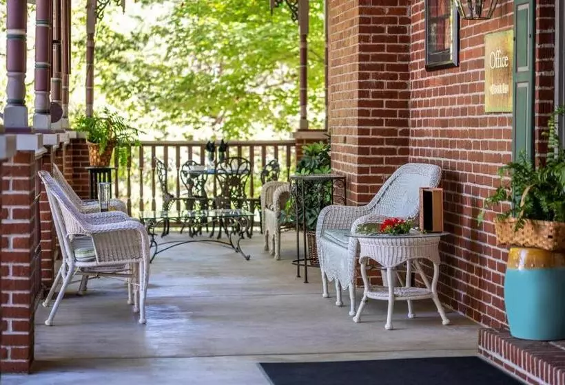 Hotelli Angel At Rose Hall