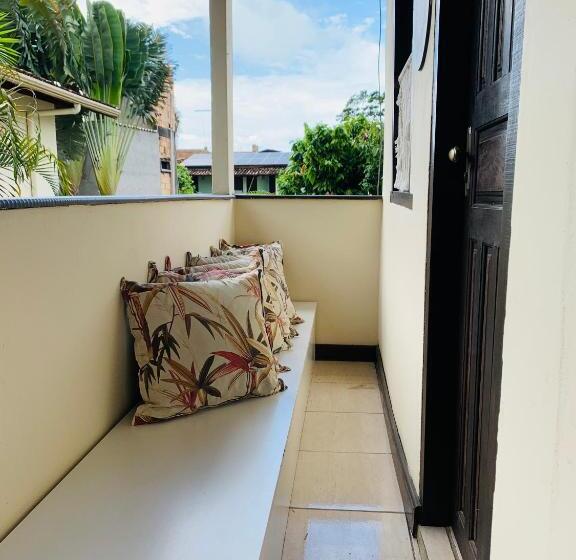 پانسیون Pousada Tres Coracoes