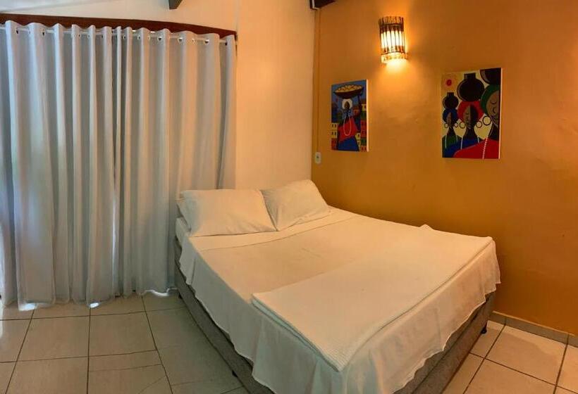 پانسیون Pousada Tres Coracoes