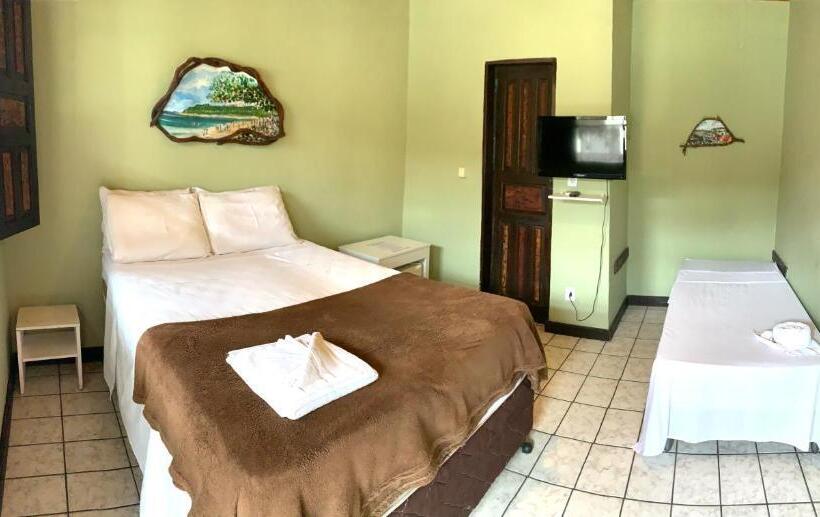 پانسیون Pousada Tres Coracoes