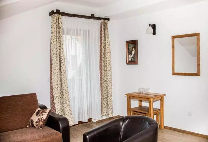 هتل Pensiunea Poienita Apusenilor