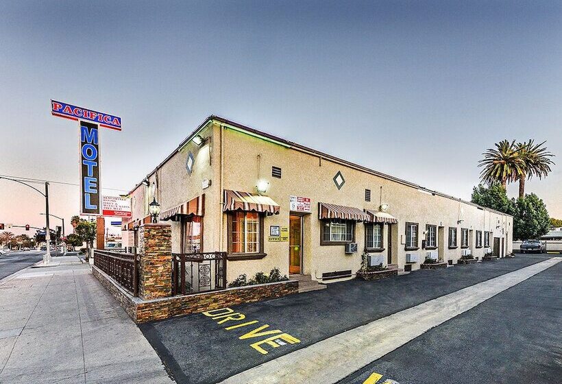 Pacifica Motel