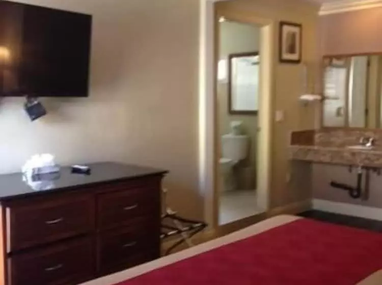 Pacifica Motel
