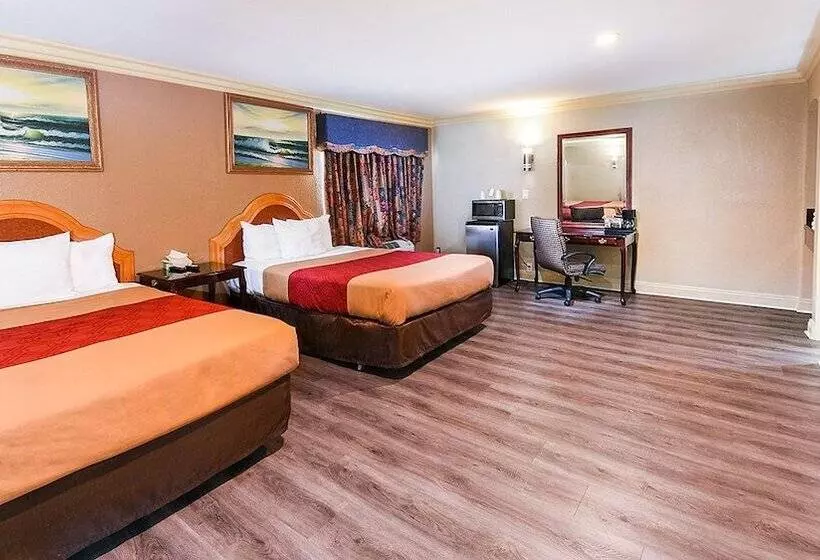Pacifica Motel