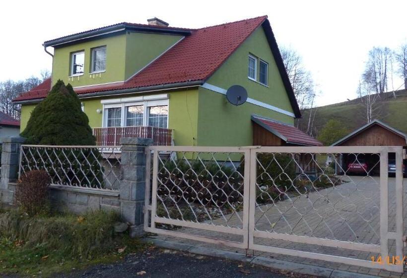 بنسيون Apartman U Hanicky