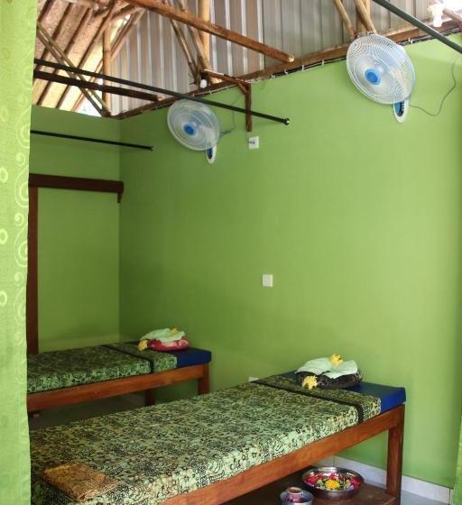 ペンション Taman Sandat