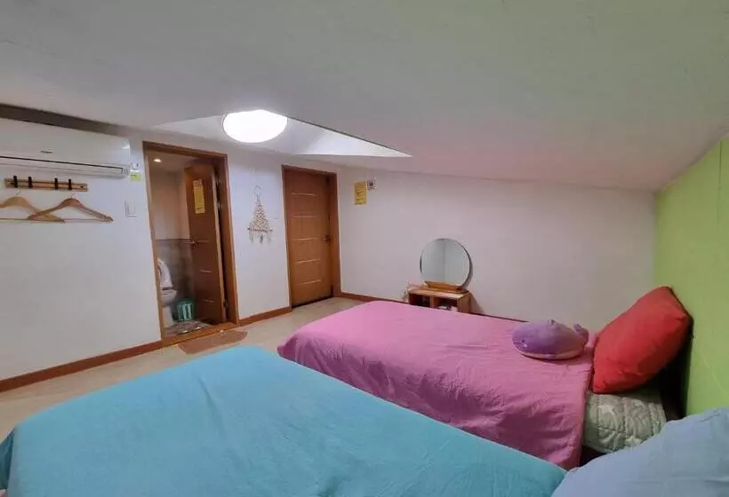 Majatalo Tongyeong One Guesthouse