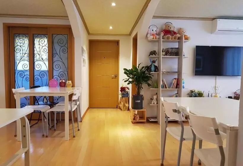 Majatalo Tongyeong One Guesthouse