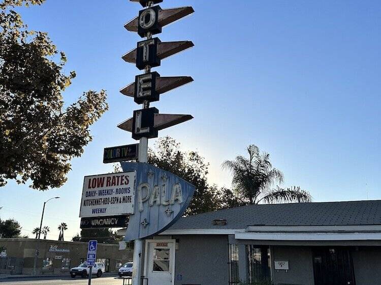 Pala Motel