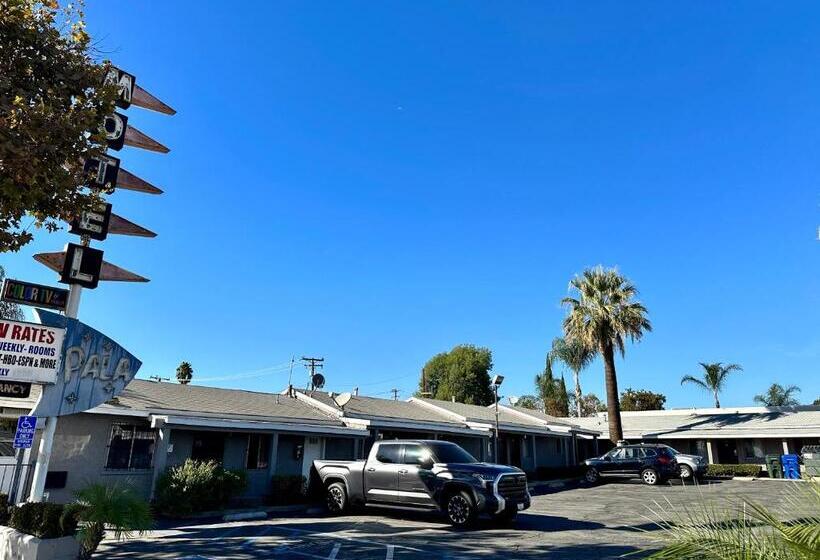 Pala Motel