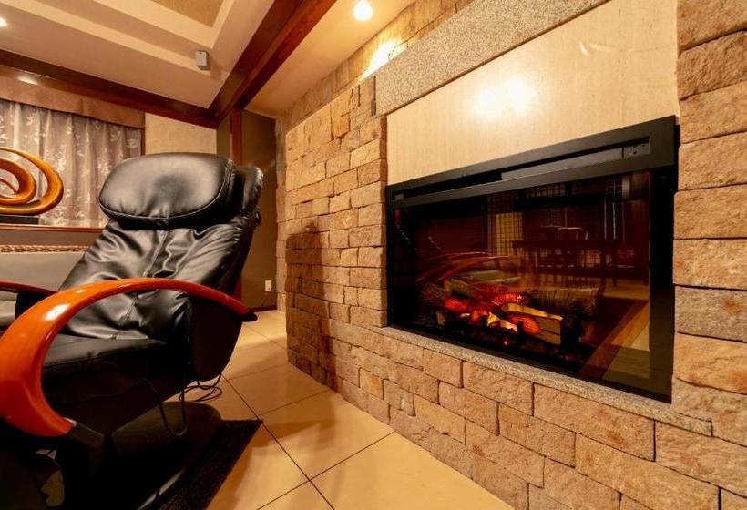 Отель Lotus Otsu