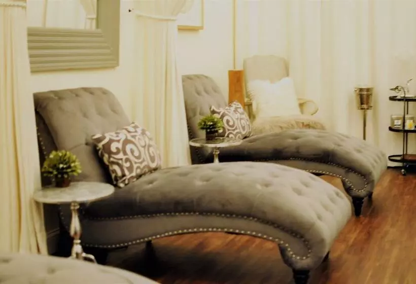 Kentucky Grand Hotel & Spa