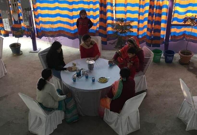 پانسیون Srishti Shelter