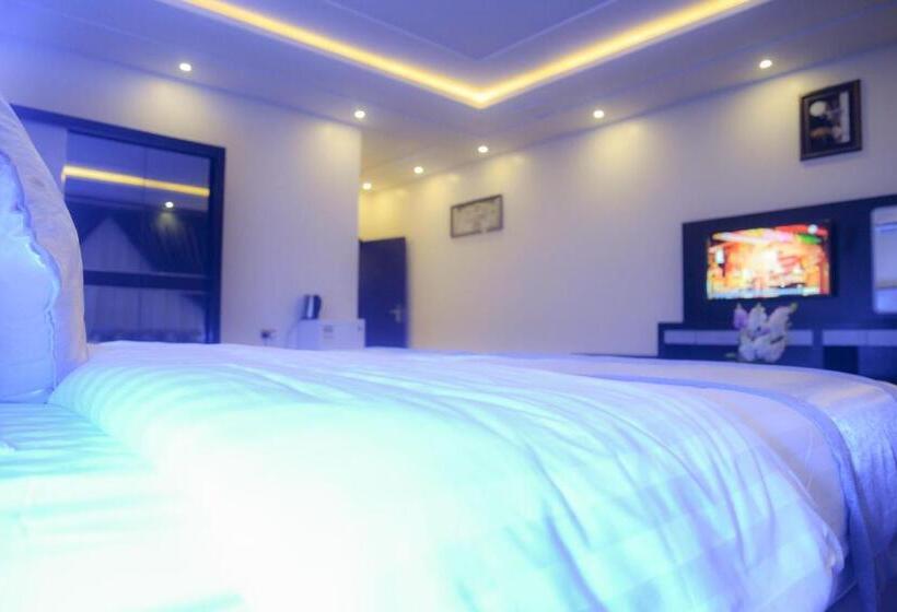 Gardenia Furnished Units