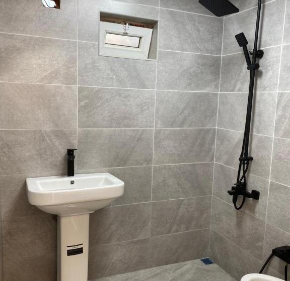 پانسیون Beaming_house