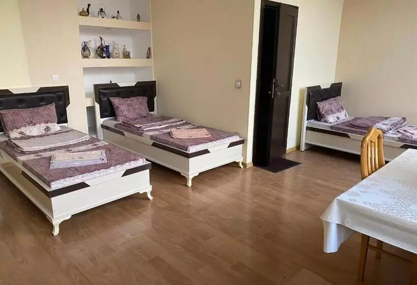 پانسیون Beaming_house