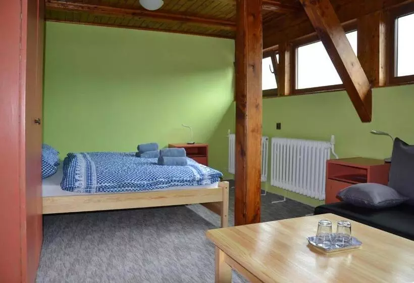 Majatalo Penzion Pod Severákem