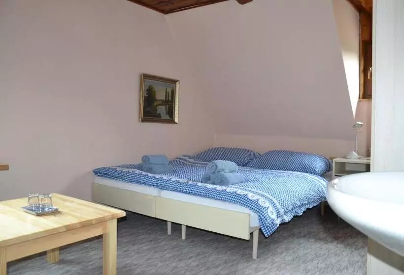 Majatalo Penzion Pod Severákem