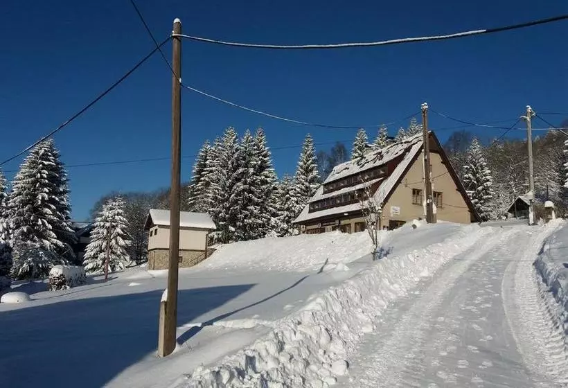 Majatalo Penzion Pod Severákem