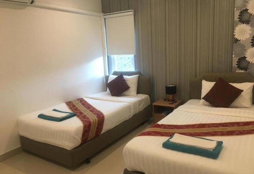 پانسیون Sea Song Inn