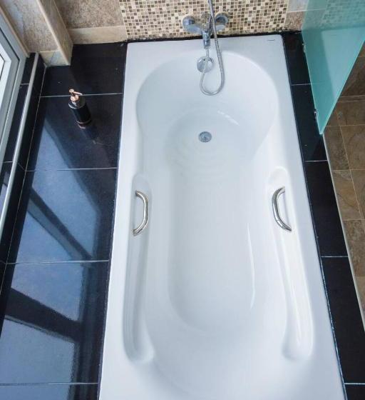 پانسیون Sea Song Inn