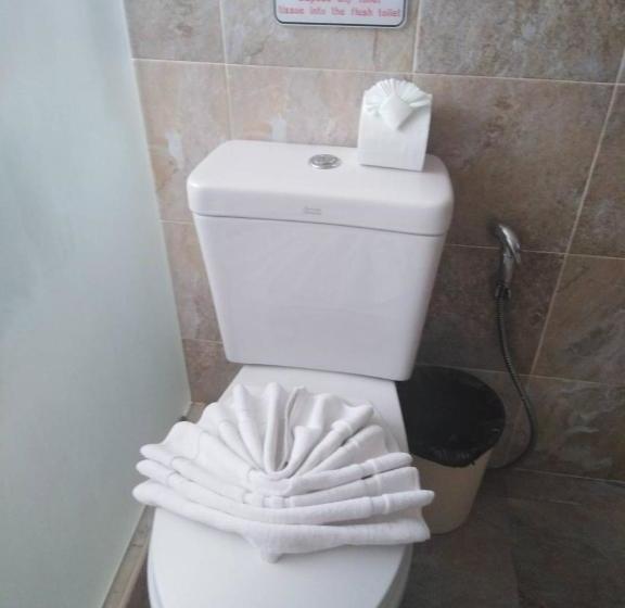 پانسیون Sea Song Inn