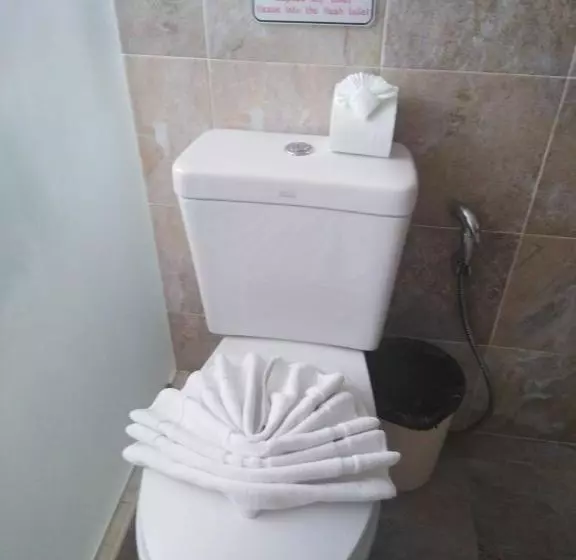 پانسیون Sea Song Inn