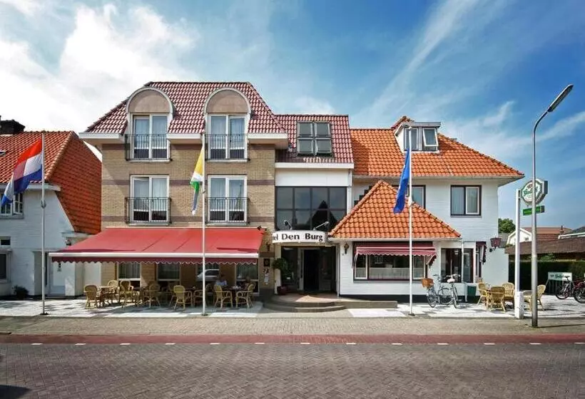 هتل Den Burg