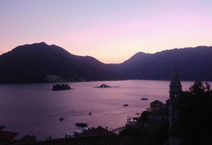 پانسیون Bellavistazmukic Guesthouse