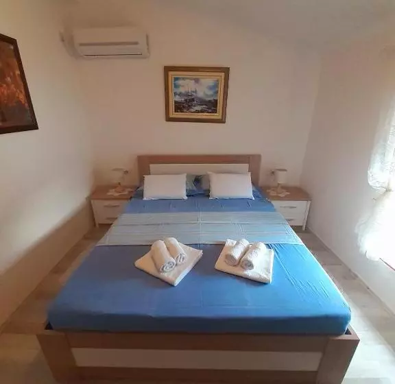 پانسیون Bellavistazmukic Guesthouse