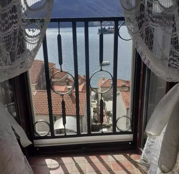 پانسیون Bellavistazmukic Guesthouse