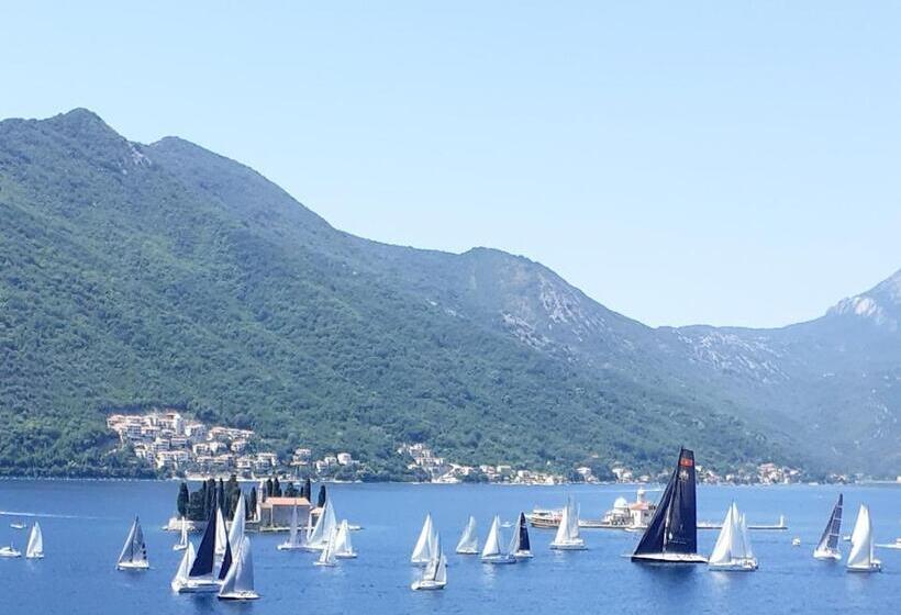 پانسیون Bellavistazmukic Guesthouse