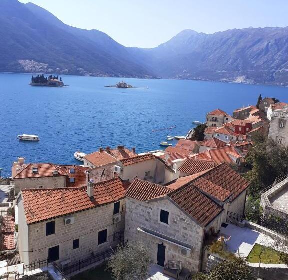 پانسیون Bellavistazmukic Guesthouse