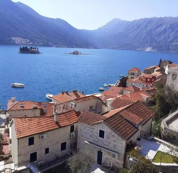 پانسیون Bellavistazmukic Guesthouse
