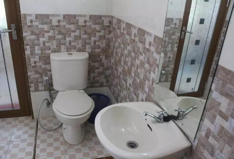 Majatalo Fidodido Guesthouse