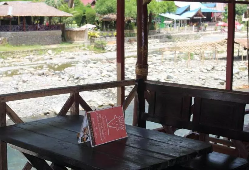 Majatalo Fidodido Guesthouse