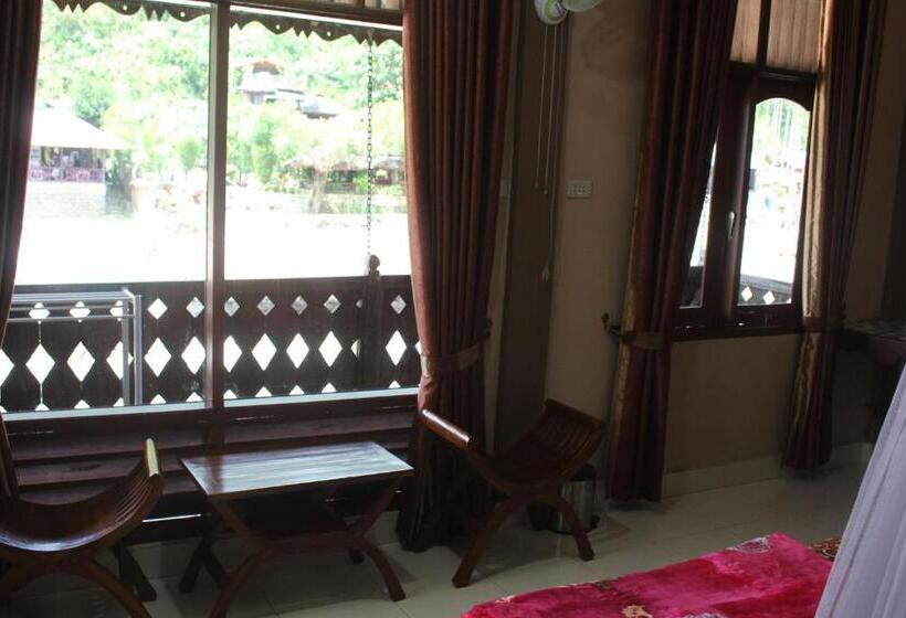 פנסיון Fidodido Guesthouse