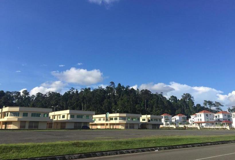 بنسيون Indah Inn