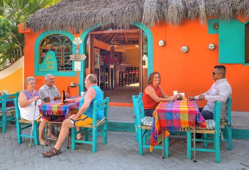 ユースホステル La Cruz Inn