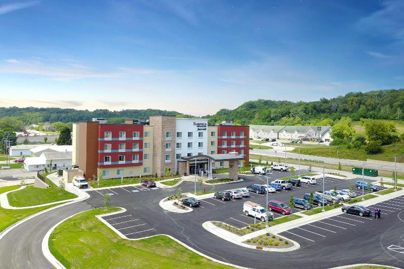 Отель Fairfield Inn & Suites By Marriott Decorah