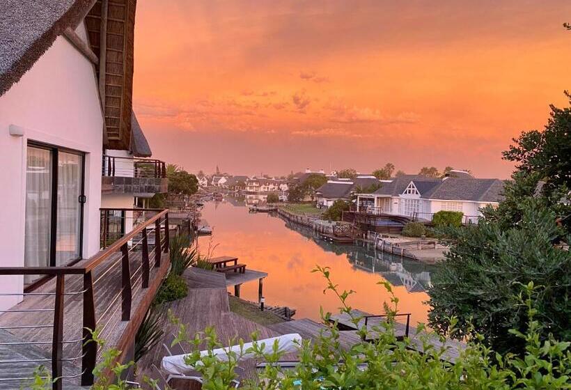 بنسيون Canal Guest House