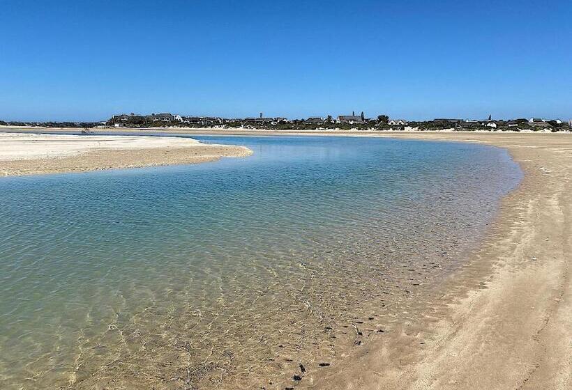 بنسيون Canal Guest House