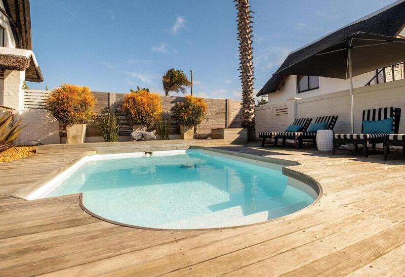 بنسيون Canal Guest House