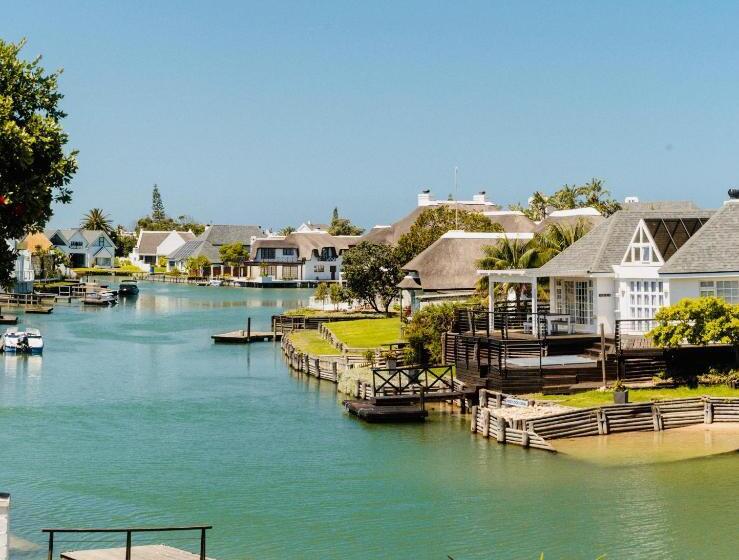 بنسيون Canal Guest House