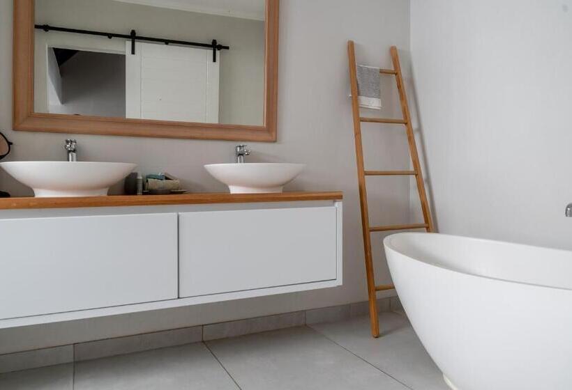 بنسيون Canal Guest House