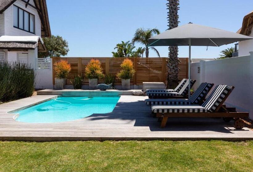 بنسيون Canal Guest House