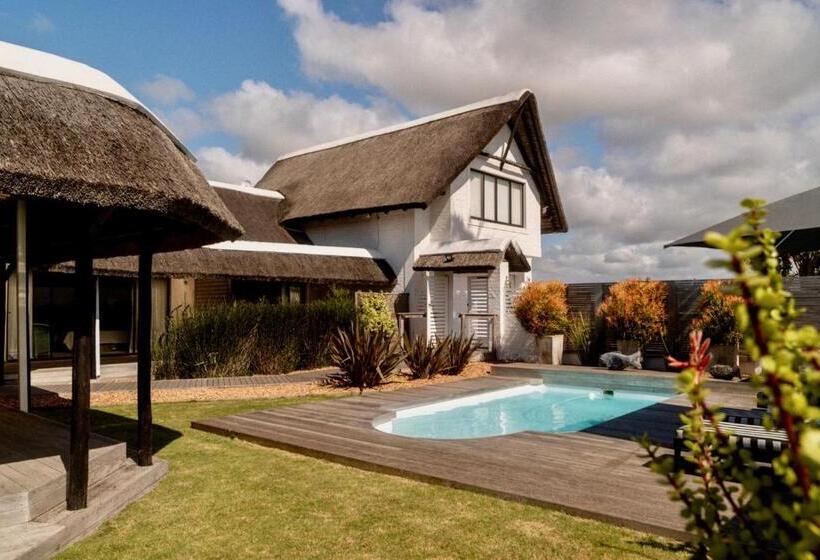 بنسيون Canal Guest House