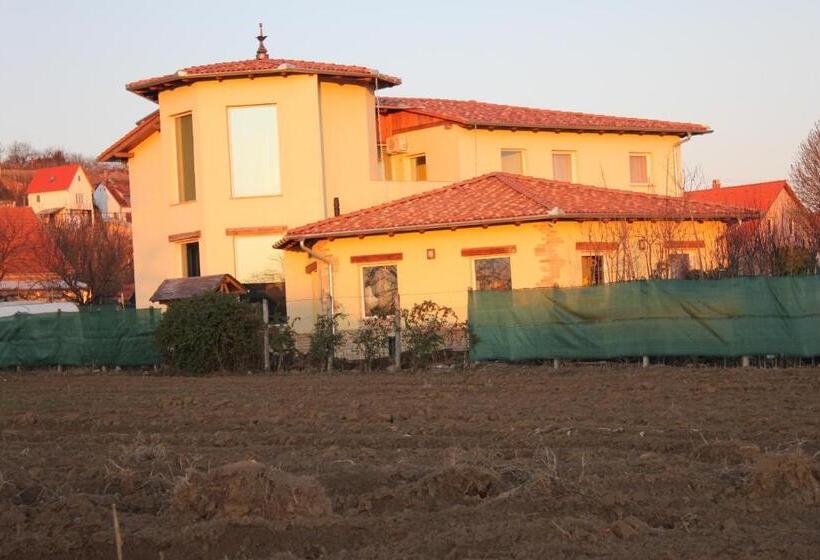 Пансион Szép Kert Vendégház